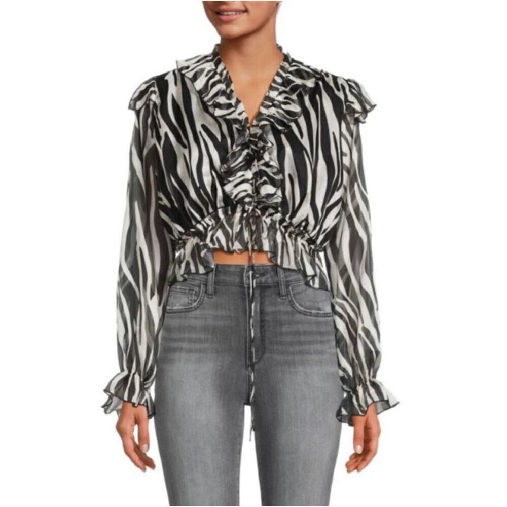 🌸 Area Stars Black White and Beige Zebra Print Long Sleeve Cropped Blouse Size S - Picture 1 of 7
